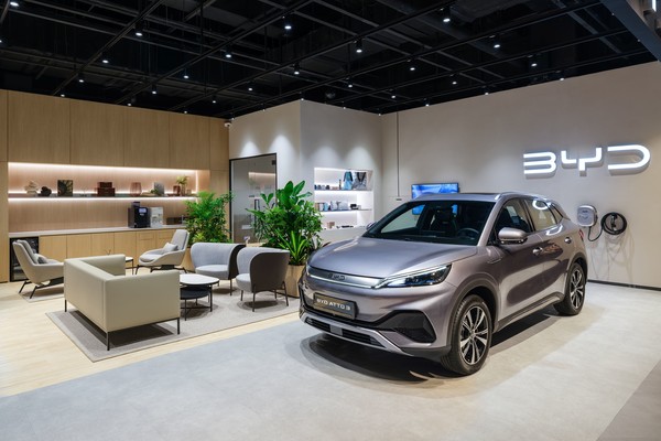 DT네트웍스, 국내 최초 ‘시티몰 콘셉트’ BYD 오토 스타필드마켓 킨텍스 전시장 오픈. 사진=DT네트웍스