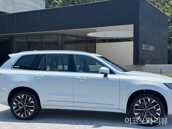 볼보 XC90. 사진=양정민 이코노믹리뷰 기자