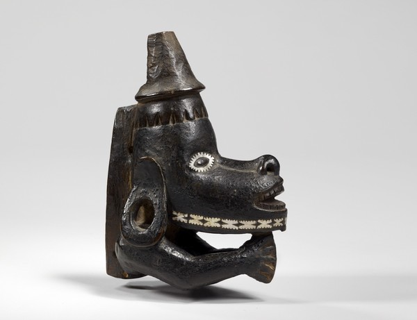 카누 뱃머리 조각상, 응구주응구주. 사진제공= 국립중앙박물관