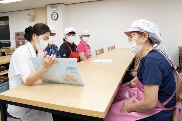 한국가스공사가 노인 일자리 창출과 지역 취약계층 복지 증진을 위한 ‘2025년 온누리 실버 나눔 사업’을 시행한다고 15일 밝혔다. 사진=한국가스공사