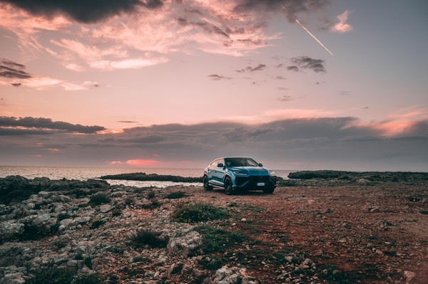 람보르기니가 브랜드 역사상 첫 지속가능성보고서를 발간했다. 사진=오토모빌리 람보르기니