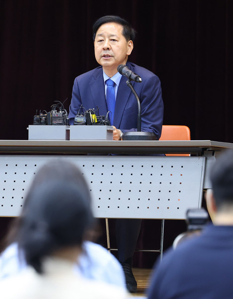 경제부총리 후보자 기자간담회 구윤철 경제부총리 겸 기획재정부 장관 후보자가 29일 서울 중구 예금보험공사 대강당에서 열린 기자간담회에서 발언하고 있다. 사진=연합뉴스.