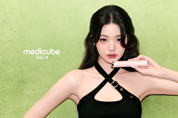 메디큐브 에이지알 모델 장원영. 사진=에이피알