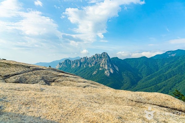 금강산 버섯바위(신선대). 사진제공= 한국관광공사