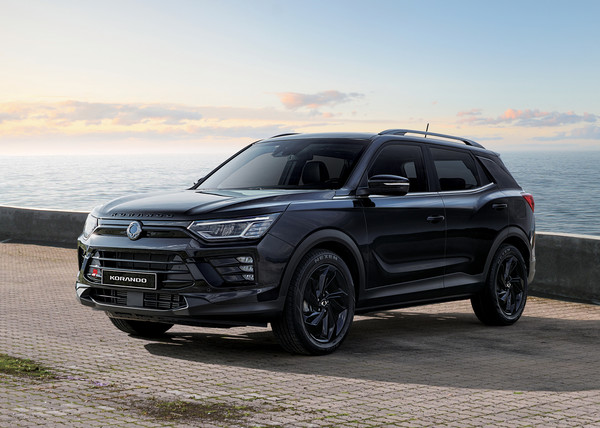 KG모빌리티가 코란도 스페셜 모델인 블랙 에디션을 출시했다고 밝혔다. 사진=KG모빌리티