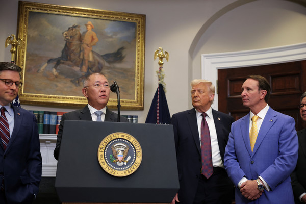 정의선 현대차그룹 회장이 백악관에서 연설하고 있다. 사진=연합뉴스