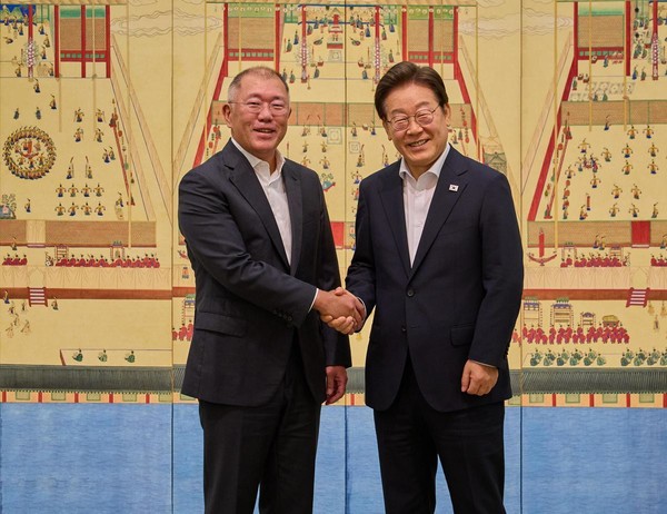 정의선 현대차그룹 회장과 이재명 대통령이 독대했다. 사진=대통령실