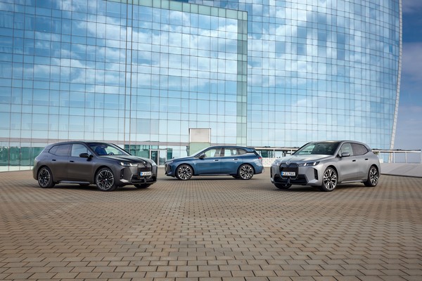 BMW 코리아가 부분변경 모델인 'BMW 뉴 iX'를 국내 시장에 공식 출시했다. 사진=BMW코리아