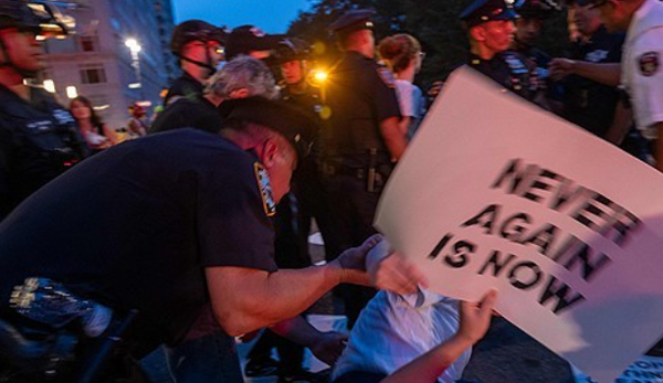 반 트럼프 시위. 사진=연합뉴스