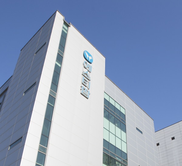 에스티팜 반월공장 전경. 사진=동아쏘시오홀딩스.