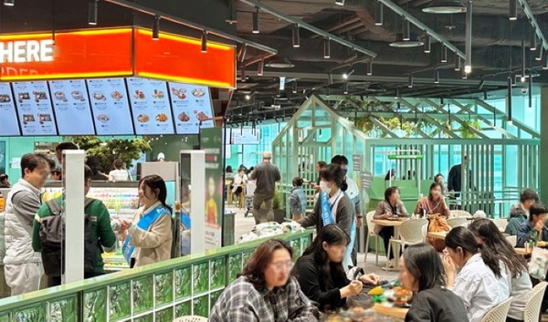 인천공항 고메브릿지 2터미널 중앙점 내부. 사진=CJ프레시웨이