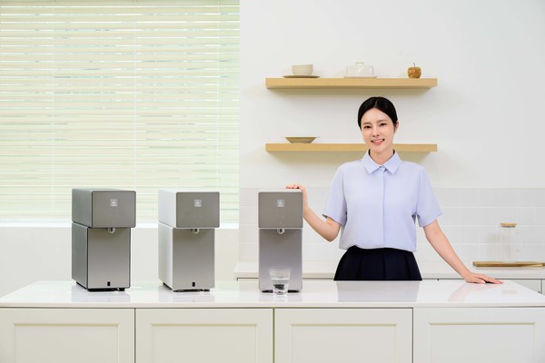 삼성전자가 82종의 유해물질을 걸러내 안심하고 사용할 수 있는 '비스포크 AI 정수기 카운터탑'을 출시했다. 사진=삼성전자