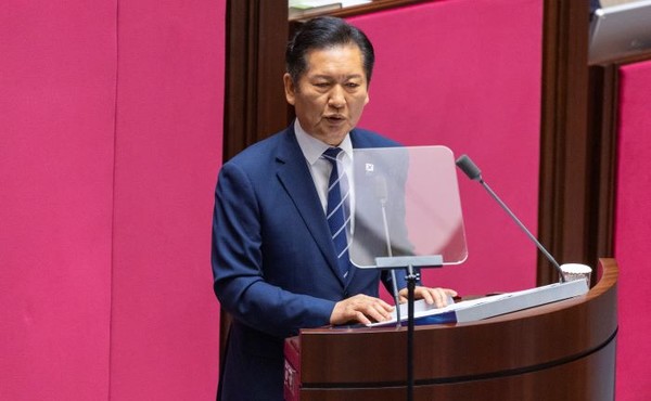 더불어민주당 정청래 대표가 지난 9일 서울 여의도 국회에서 열린 본회의에서 교섭단체 대표 연설을 하고 있다. 사진=연합뉴스