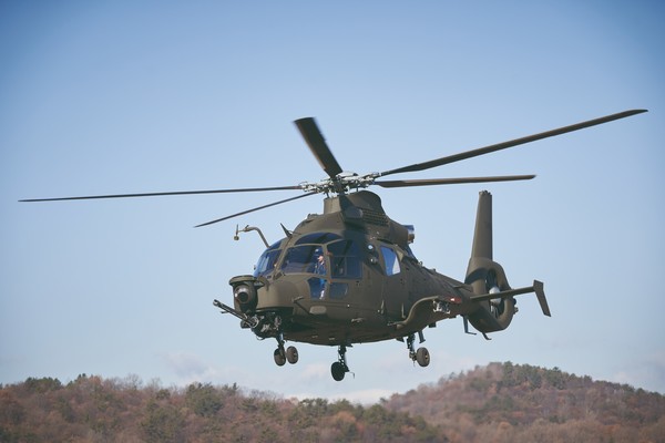 비행 중인 LAH. 사진=KAI