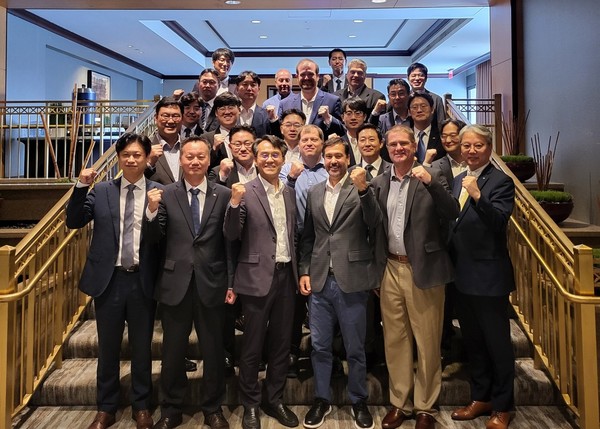 한전을 포함한 팀코리아와 웨스팅 하우스 워크숍 참석자. 사진=한국전력