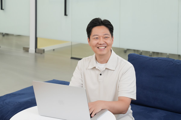 신원희 대표. 사진=크로스이엔에프