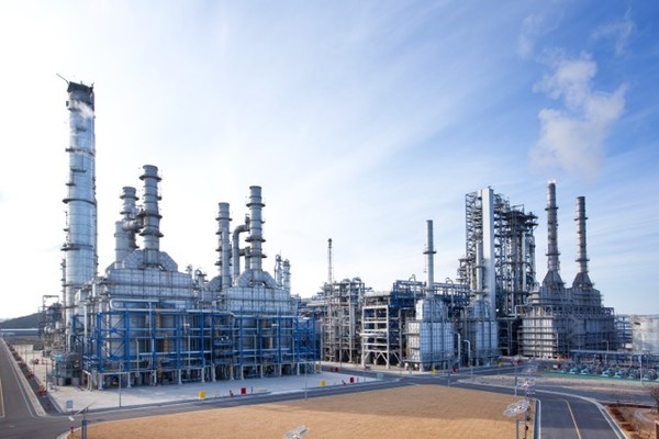 정기보수가 진행된 한화토탈에너지스 CFU설비, 방향족 2공장 전경. 사진=한화토탈에너지스