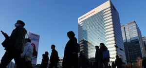 [칸트는 어떻게 생각할까? : AI 일자리의 경제학⑤] "AI 날개 단 동료가... - 뉴스 썸네일 이미지