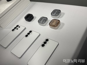 삼성, 美 스마트폰 만족도 애플 첫 추월…AI 기능 만족도 갈라