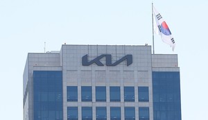 최대 매출 쓴 기아…EV 가격 경쟁에 영업이익은 '주춤'