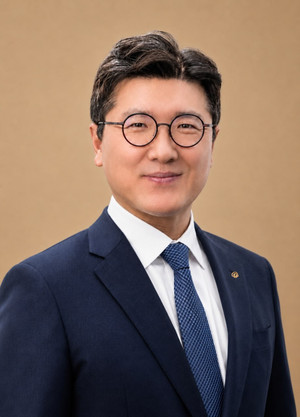 [CEO파일] 임동준 한화운용 대표, 글로벌 투자 내공 앞세워 대체·해외투... - 뉴스 썸네일 이미지