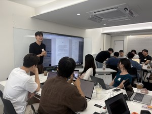 카카오벤처스, K-뷰티 실무자 30명 모아 AI 워크숍 - 뉴스 썸네일 이미지