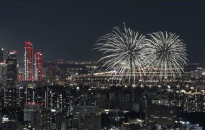한화 서울세계불꽃축제 성료…20년 이어온 '함께, 멀리'